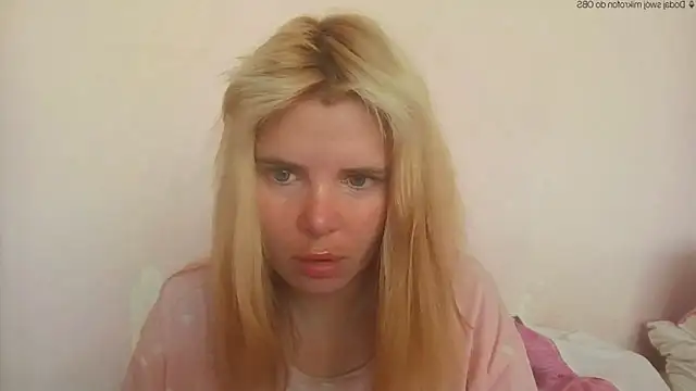 HornyElena online show from June 1, 2026, 2:50 pm