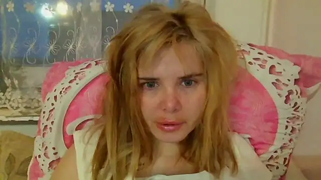 HornyElena online show from February 9, 2026, 4:16 pm