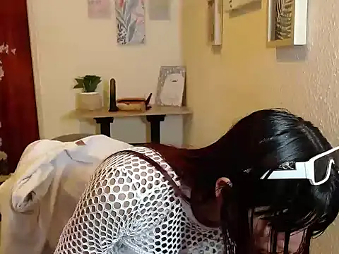 LuluKiss  online show from November 15, 2025, 1:48 pm