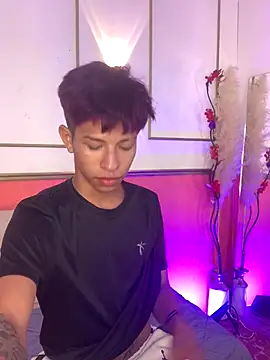 Tessachains 2  online show from November 9, 2025, 12:14 am