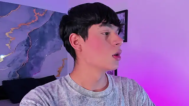 Isaac Kurtt online show from January 15, 2026, 7:39 pm