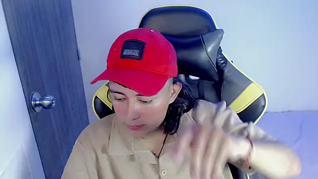 Tatann 18 online show from November 7, 2025, 6:12 pm