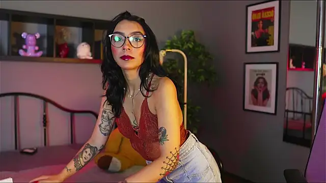 aura Soul  online show from November 22, 2025, 3:27 am