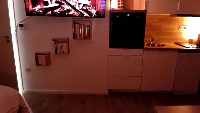 LaContessaClara online show from January 12, 2026, 7:20 pm