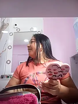 Snapshot of keilaJhonsom1 chatting on November 29, 2025, 4:29 pm keilaJhonsom1 online show from November 29, 2025, 4:29 pm