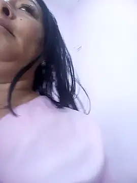 Snapshot of keilaJhonsom1 chatting on November 8, 2025, 4:32 pm keilaJhonsom1 online show from November 8, 2025, 4:32 pm