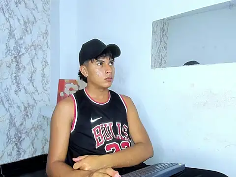 Valentino Lane online show from February 13, 2026, 2:00 am