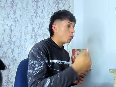 Valentino Lane online show from February 19, 2026, 3:36 am