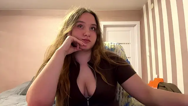 Snapshot of BabyBlissxx chatting on May 13, 2026, 9:22 pm BabyBlissxx online show from May 13, 2026, 9:22 pm