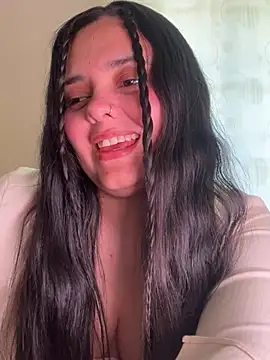 candicewest  online show from April 22, 2026, 3:08 pm