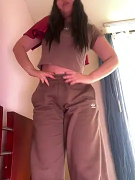 candicewest  online show from January 16, 2026, 6:01 pm