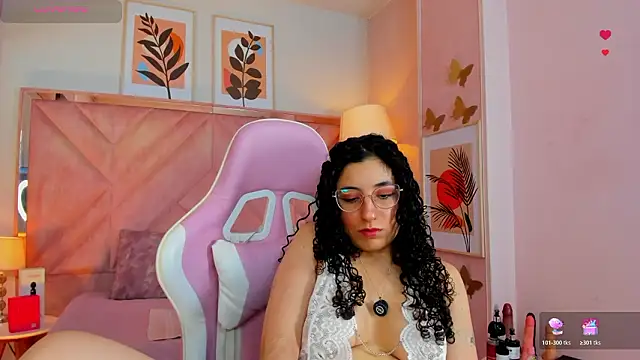 DemiJones  online show from March 12, 2026, 3:56 am