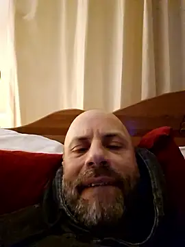 Cocoabutterinyourtits online show from January 13, 2026, 3:43 am