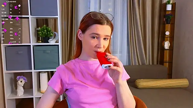 Snapshot of VernonSierras chatting on November 21, 2025, 3:16 am VernonSierras online show from November 21, 2025, 3:16 am