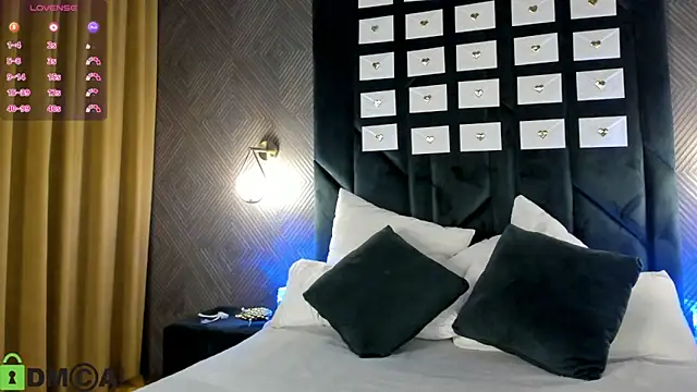 moon sanny online show from March 1, 2026, 1:16 am