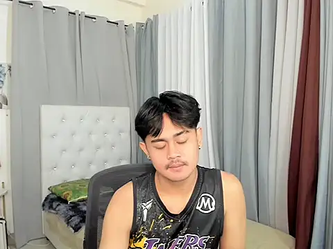 Snapshot of asianblackbigcock chatting on November 12, 2025, 4:38 am asianblackbigcock online show from November 12, 2025, 4:38 am