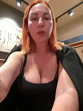 Snapshot of pervimilf chatting on May 18, 2026, 9:14 am pervimilf online show from May 18, 2026, 9:14 am