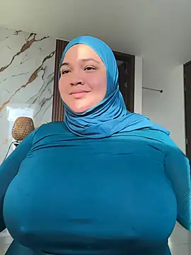 Snapshot of sweetmuslim01 chatting on July 11, 2026, 10:10 pm sweetmuslim01 online show from July 11, 2026, 10:10 pm
