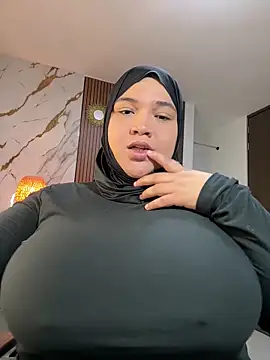 Snapshot of sweetmuslim01 chatting on June 15, 2026, 11:59 pm sweetmuslim01 online show from June 15, 2026, 11:59 pm