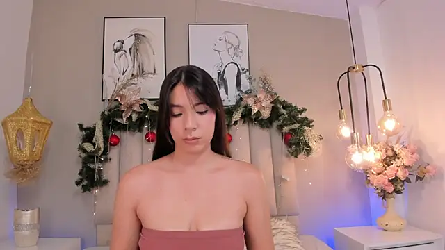 EmilyMiller 22 online show from December 17, 2025, 11:37 am