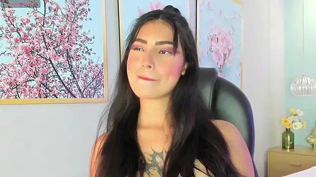 CherryNovva online show from November 14, 2025, 1:15 pm