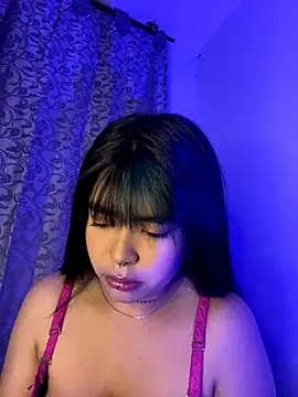 Snapshot of VIOLET_EF chatting on November 20, 2025, 2:45 am VIOLET EF online show from November 20, 2025, 2:45 am