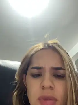 Sara  Secret online show from November 21, 2025, 3:38 am