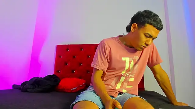 Snapshot of King_Ares1 chatting on November 27, 2025, 5:13 pm King Ares1 online show from November 27, 2025, 5:13 pm