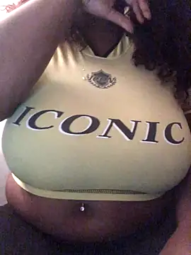 Fxncymuse online show from November 16, 2025, 4:56 pm