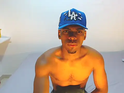 Snapshot of Jackboy_000 chatting on December 1, 2025, 3:46 pm Jackboy 000 online show from December 1, 2025, 3:46 pm