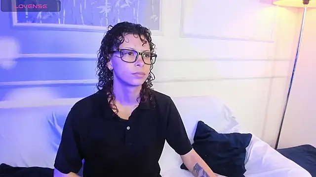 AliceMadnes online show from March 30, 2026, 4:19 pm