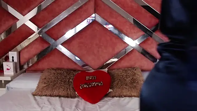 Snapshot of Lily_Queen30 chatting on February 12, 2026, 9:14 pm Lily Queen30 online show from February 12, 2026, 9:14 pm