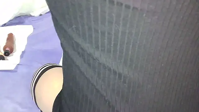 hotwoman25 online show from November 29, 2025, 5:07 am