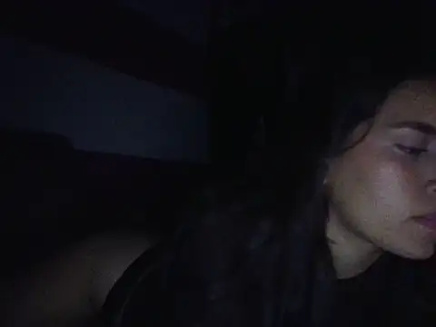 Alana Cerati online show from June 26, 2026, 2:17 am