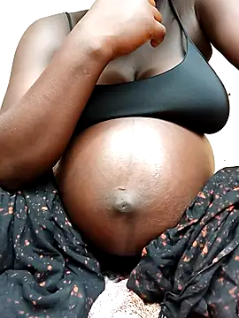 Momojasmine0 online show from January 9, 2026, 11:28 am