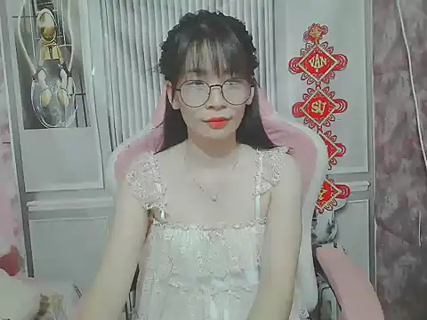Snapshot of Ella039 chatting on May 19, 2026, 1:56 am Ella039 online show from May 19, 2026, 1:56 am