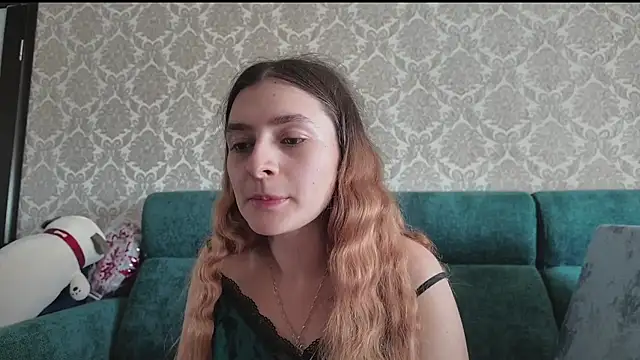 Snapshot of SweetLiaison chatting on July 19, 2026, 6:55 am SweetLiaison online show from July 19, 2026, 6:55 am