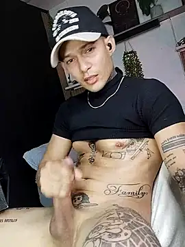 strong dick7in online show from July 22, 2026, 5:15 pm
