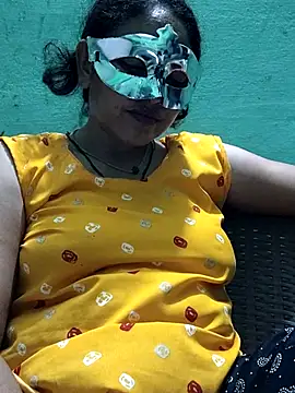 Snapshot of Piya_Bakshi chatting on May 11, 2026, 4:26 pm Piya Bakshi online show from May 11, 2026, 4:26 pm