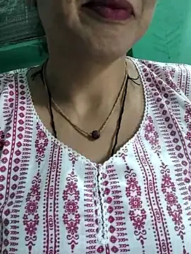 Snapshot of Piya_Bakshi chatting on May 29, 2026, 5:13 am Piya Bakshi online show from May 29, 2026, 5:13 am