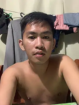 Snapshot of denzkylexx chatting on June 23, 2026, 3:32 pm denzkylexx online show from June 23, 2026, 3:32 pm