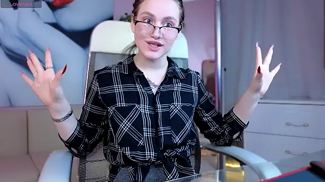 LANICROSS online show from November 16, 2025, 10:02 pm