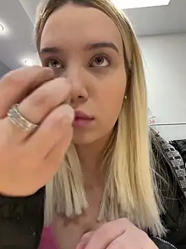 KilianaNoir online show from February 21, 2026, 9:55 am