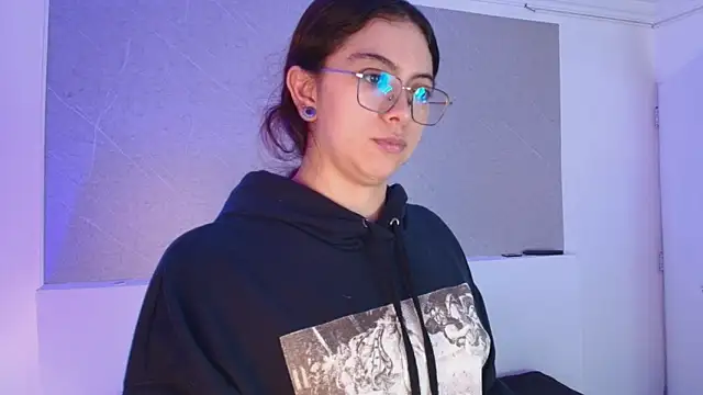 Lilith rose6 online show from February 20, 2026, 1:02 pm