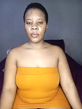 Snapshot of Emmylove-xr25 chatting on February 18, 2026, 7:06 am Emmylove-xr25 online show from February 18, 2026, 7:06 am