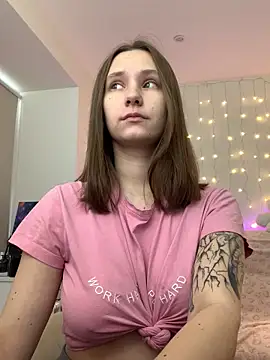 SexCaramell online show from November 14, 2025, 7:56 am