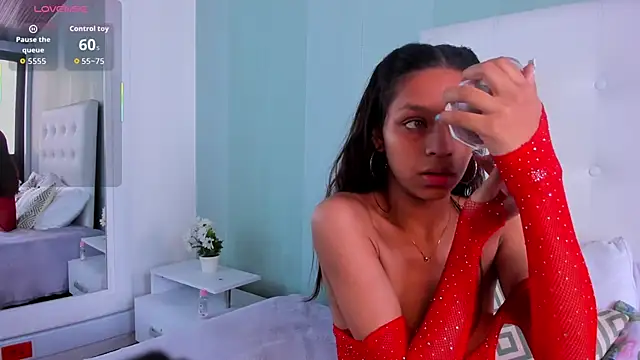 AmberSweet35 online show from December 1, 2025, 12:17 pm