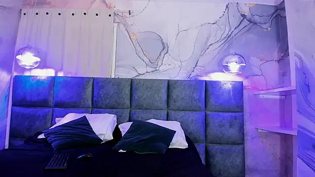 YaraShine online show from November 29, 2025, 1:00 pm