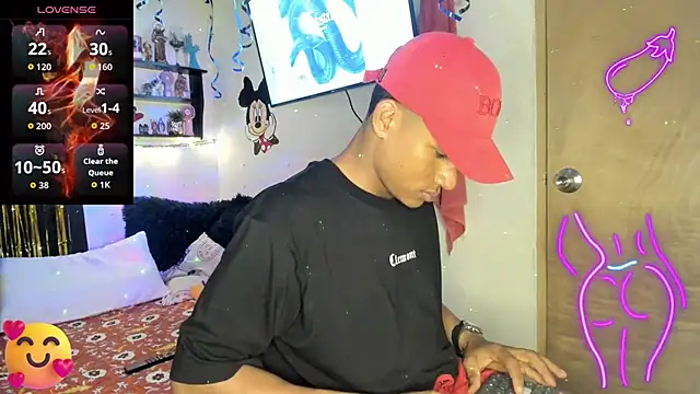 Snapshot of JUANBIGCOCK21CM chatting on February 22, 2026, 10:22 pm JUANBIGCOCK21CM online show from February 22, 2026, 10:22 pm