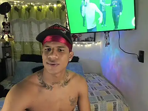 Snapshot of JUANBIGCOCK21CM chatting on July 6, 2026, 12:50 am JUANBIGCOCK21CM online show from July 6, 2026, 12:50 am